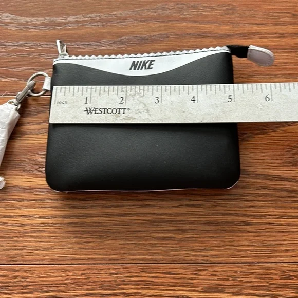 NWOT Nike Icon Cortez Wristlet White on Black - Picture 5 of 6